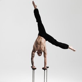 Reuben handbalancing 3 — figure reference